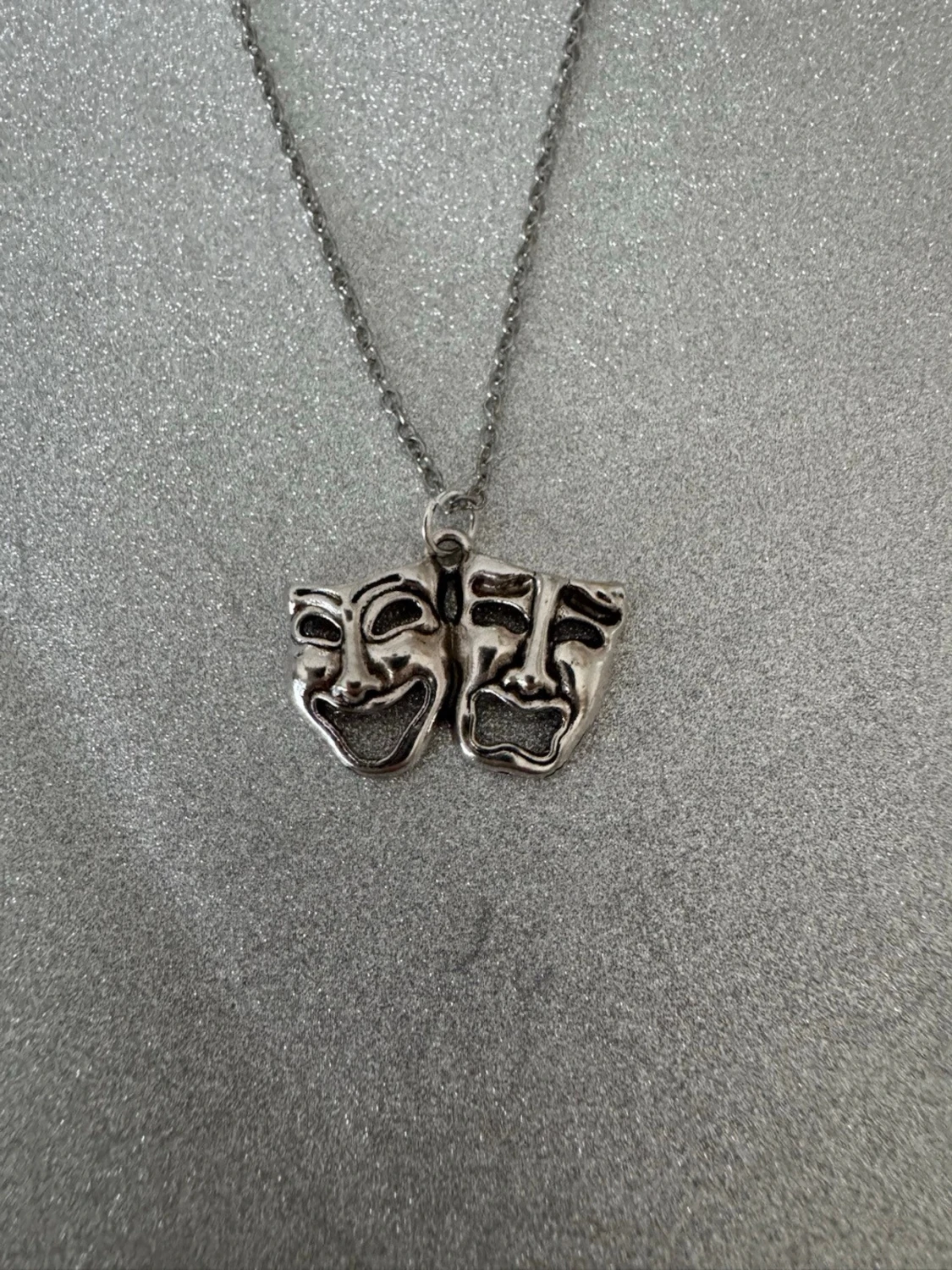 Halsband glad/ledsen joker 