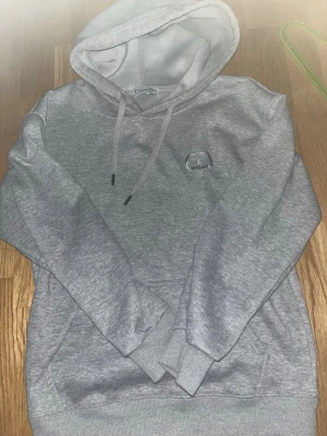 CD hoodie  - Cd hoodie storlek s men passar xs 