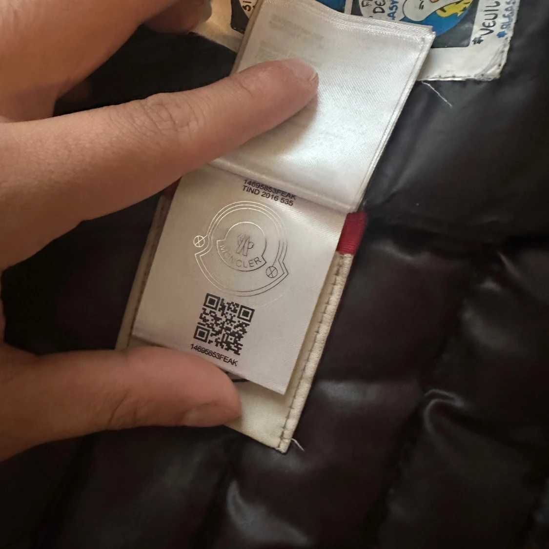 Svart dunjacka från Moncler - 4