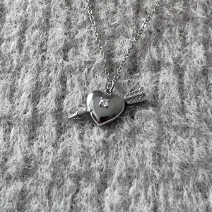 Cupid’s Aim Silver Heart - Silverplated stainless steel, 44 + 4 cm