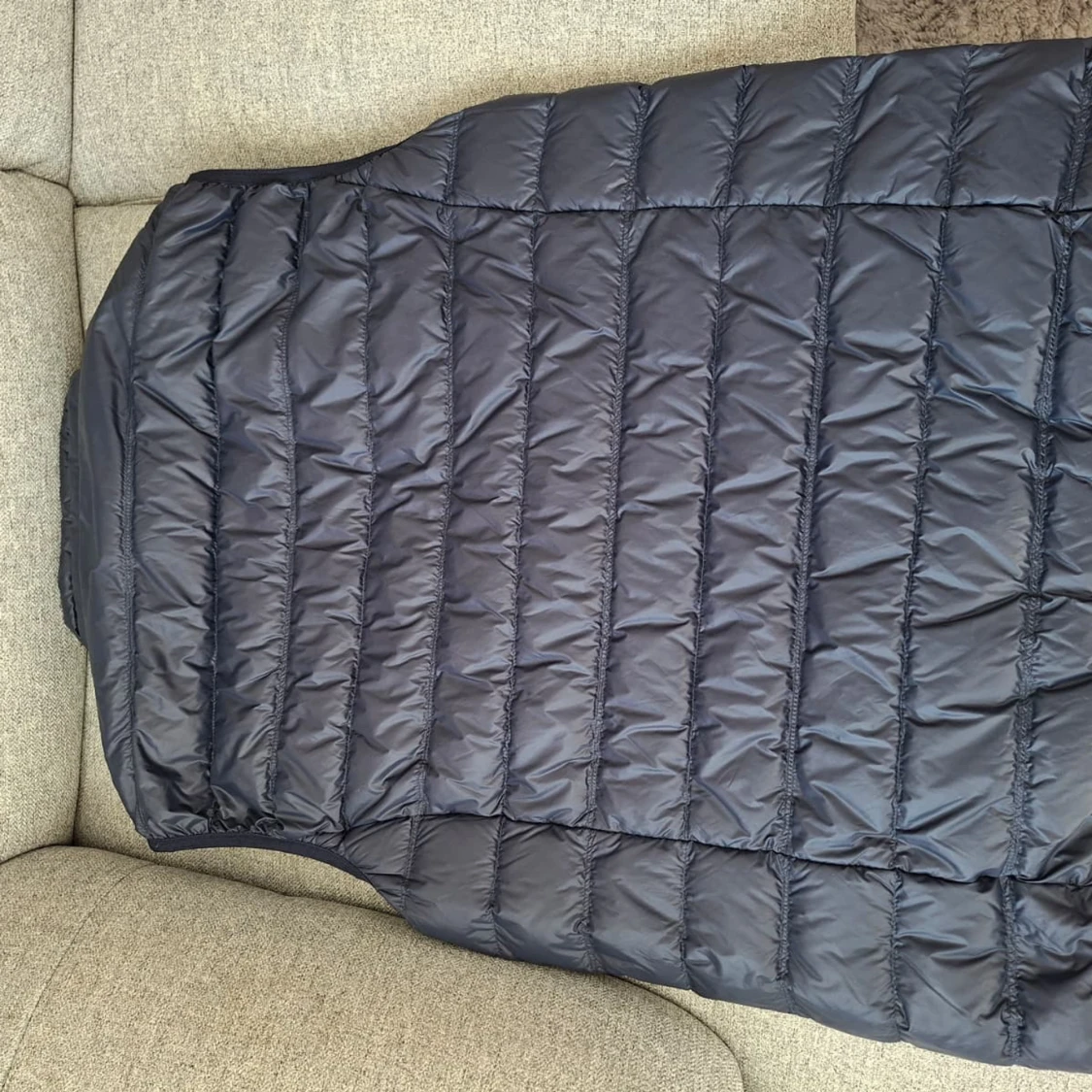 Svart dunväst från EA7 Emporio Armani - 1