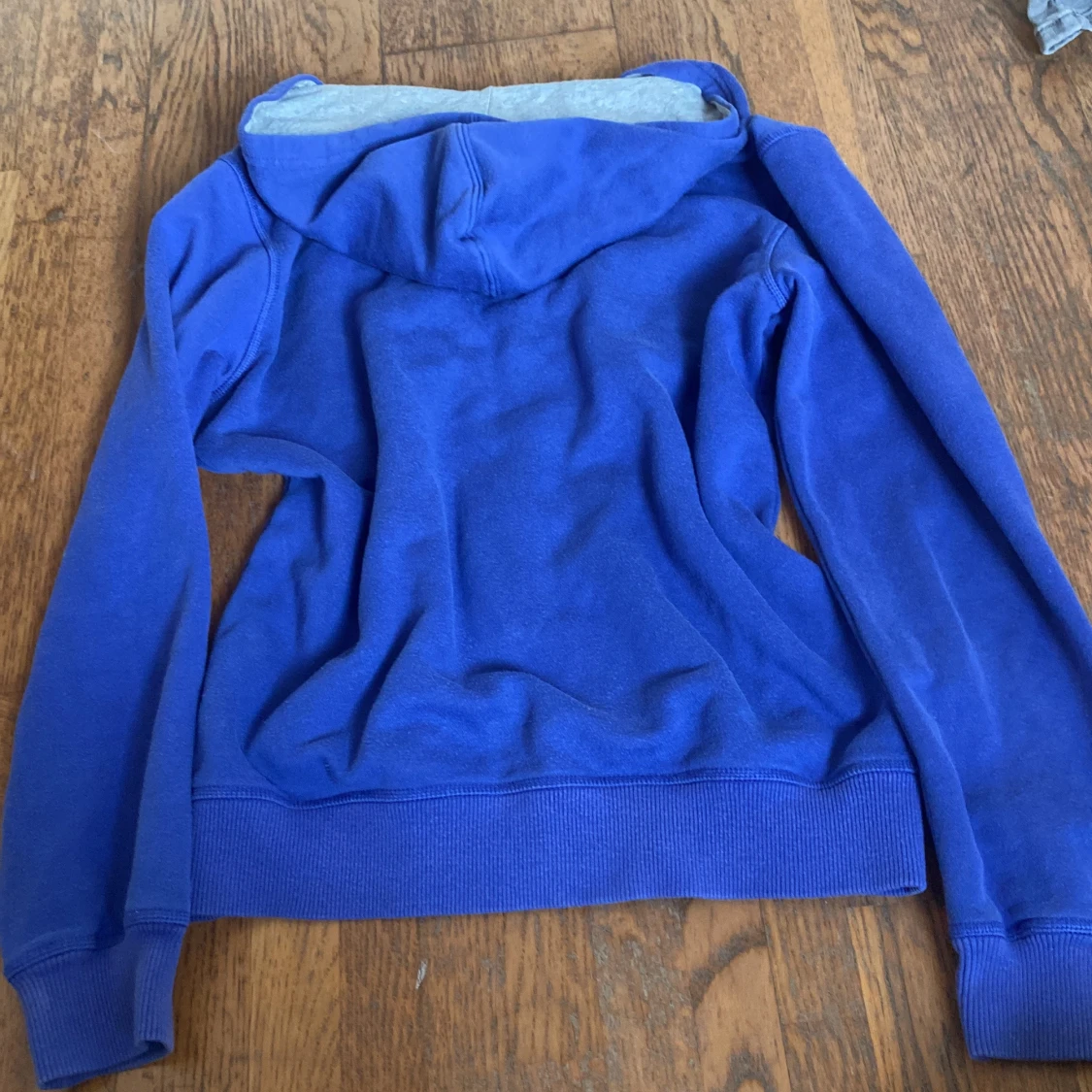 Blå/lila tjocktröja - 1