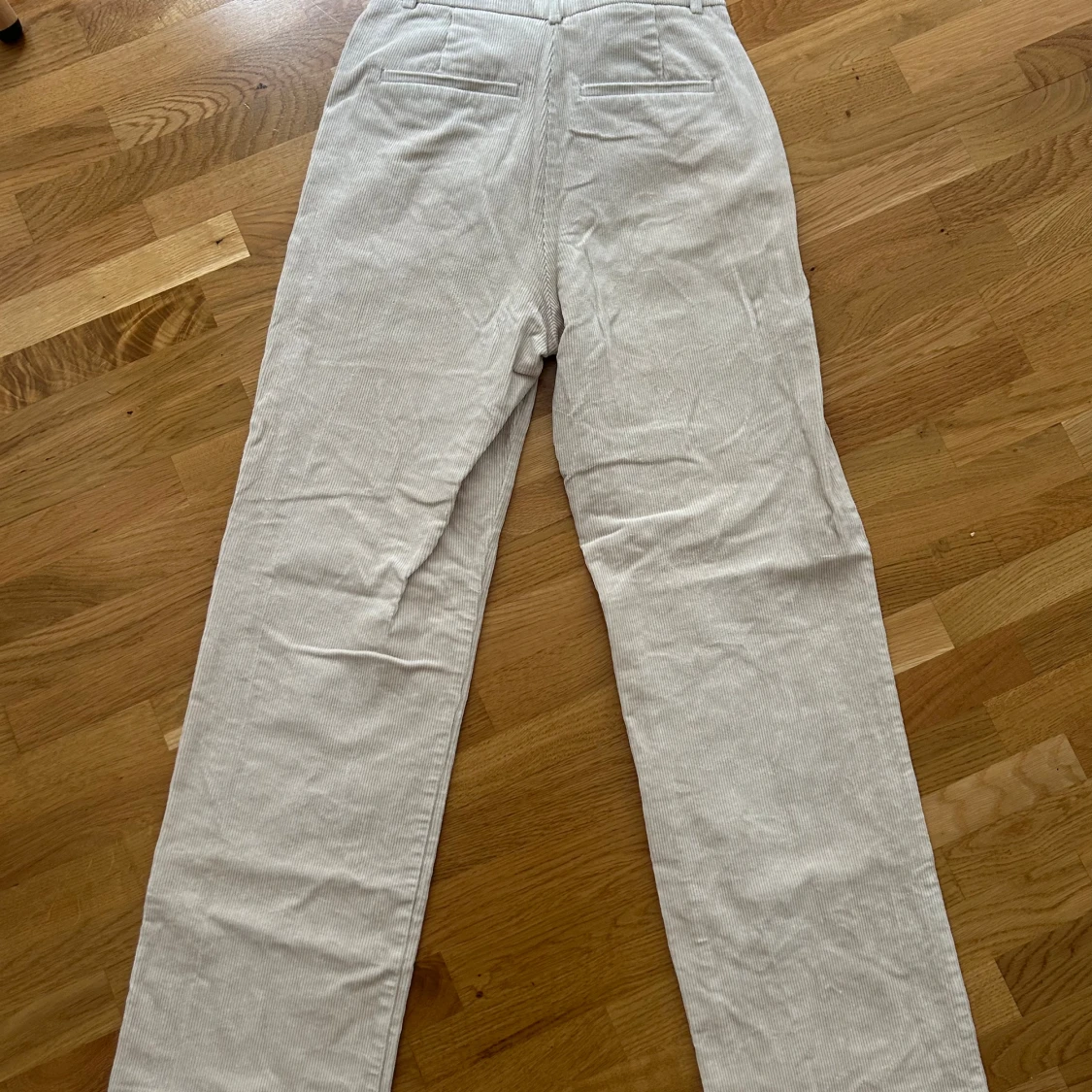 Beiga manchesterbyxor med raka ben - 1