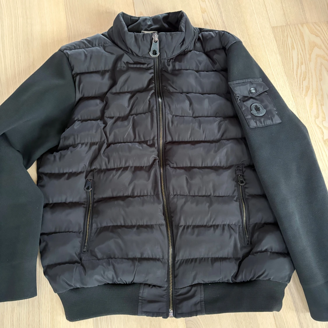 Svart jacka  från Moncler - 3