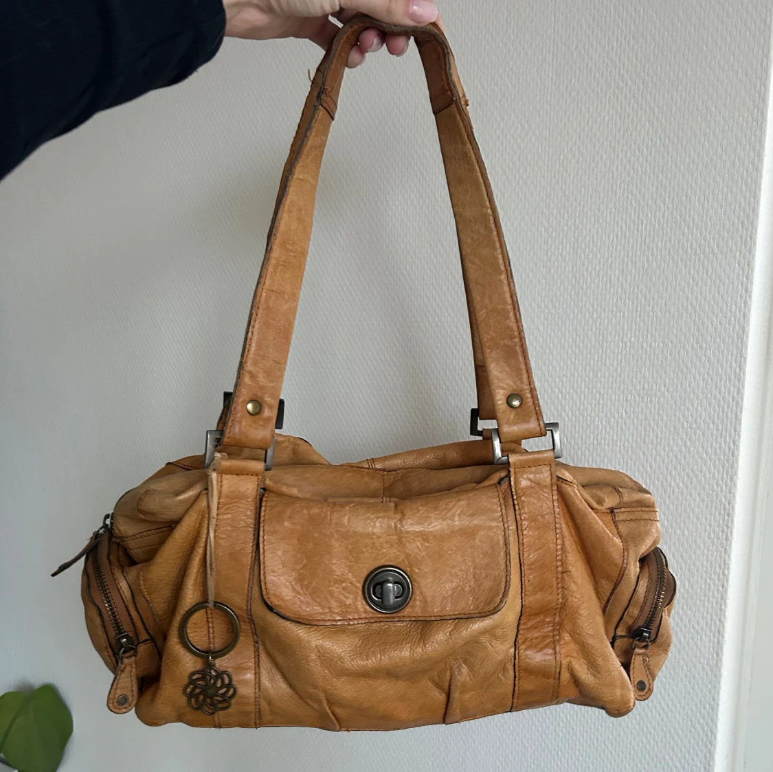 Handväska cognac äkta läder vintage y2k