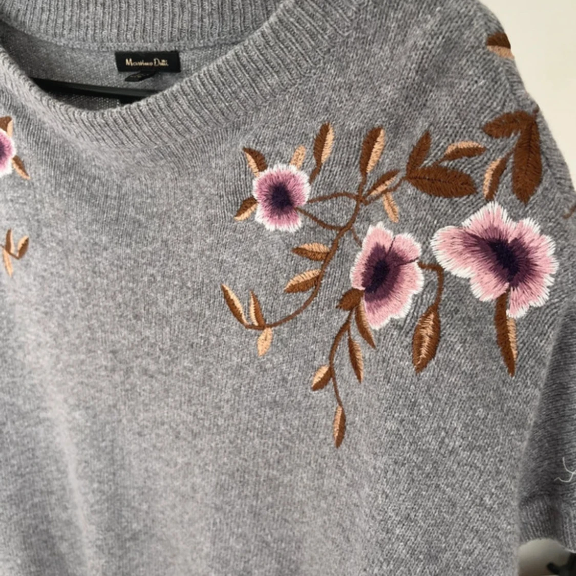 Grå stickad topp med blommor Massimo Dutti - 2