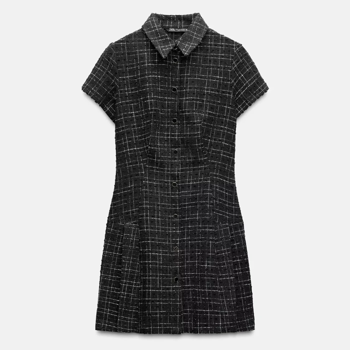 Svart rutig kort klänning från Zara