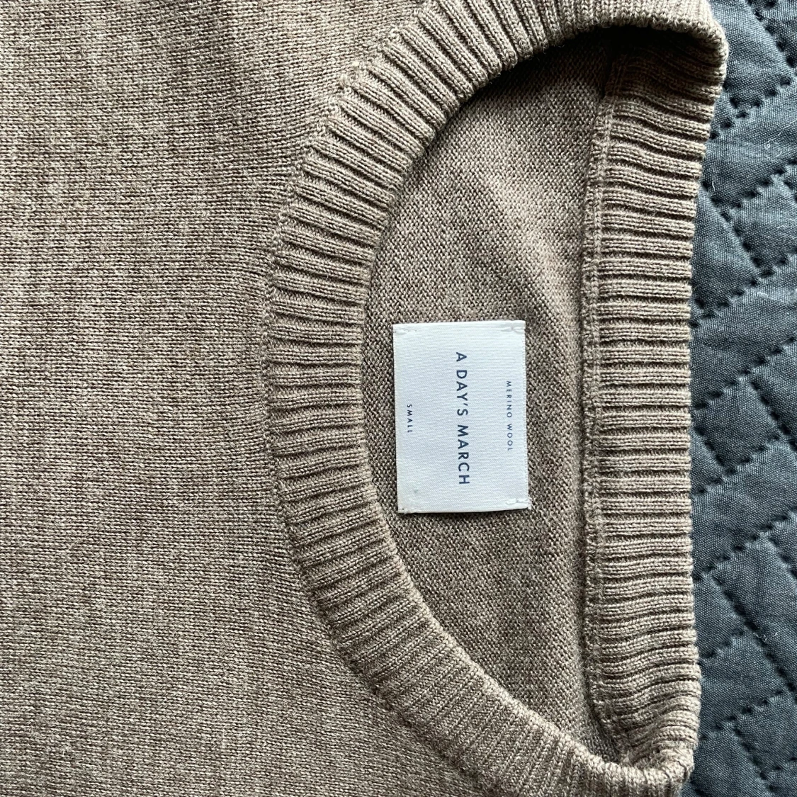 Beige merinoulltröja från A Day's March