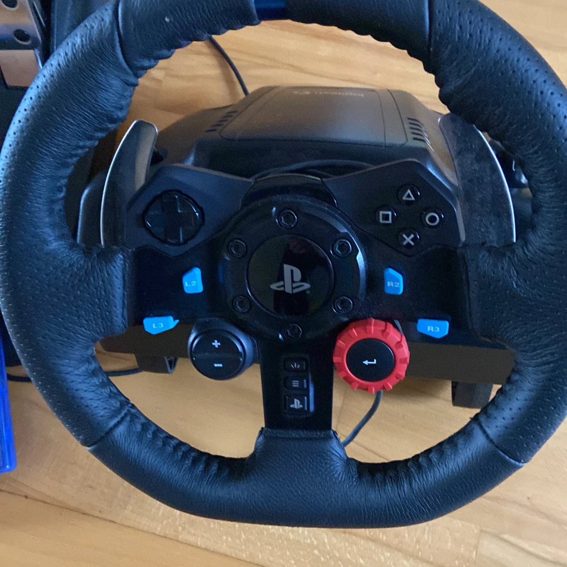 Logitech G29 Racing Wheel + Gran Turismo 7 PS5 - 1