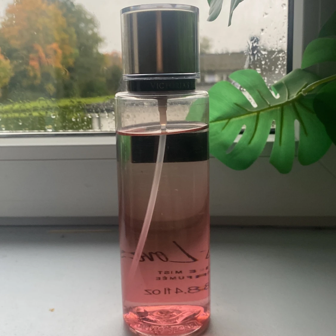 Victoria's Secret Sheer Love Mist - 1