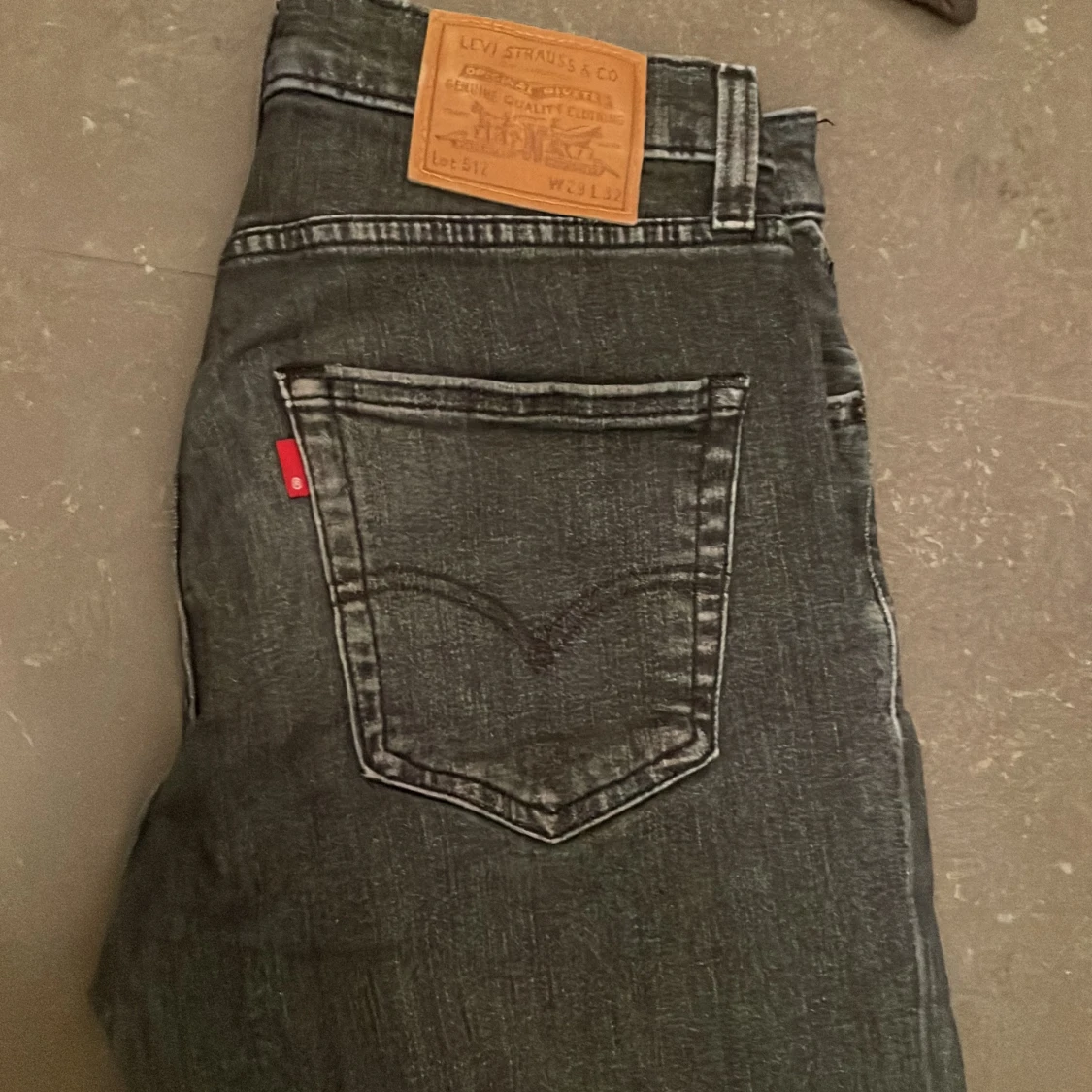 Levi's 512 svarta jeans - 1