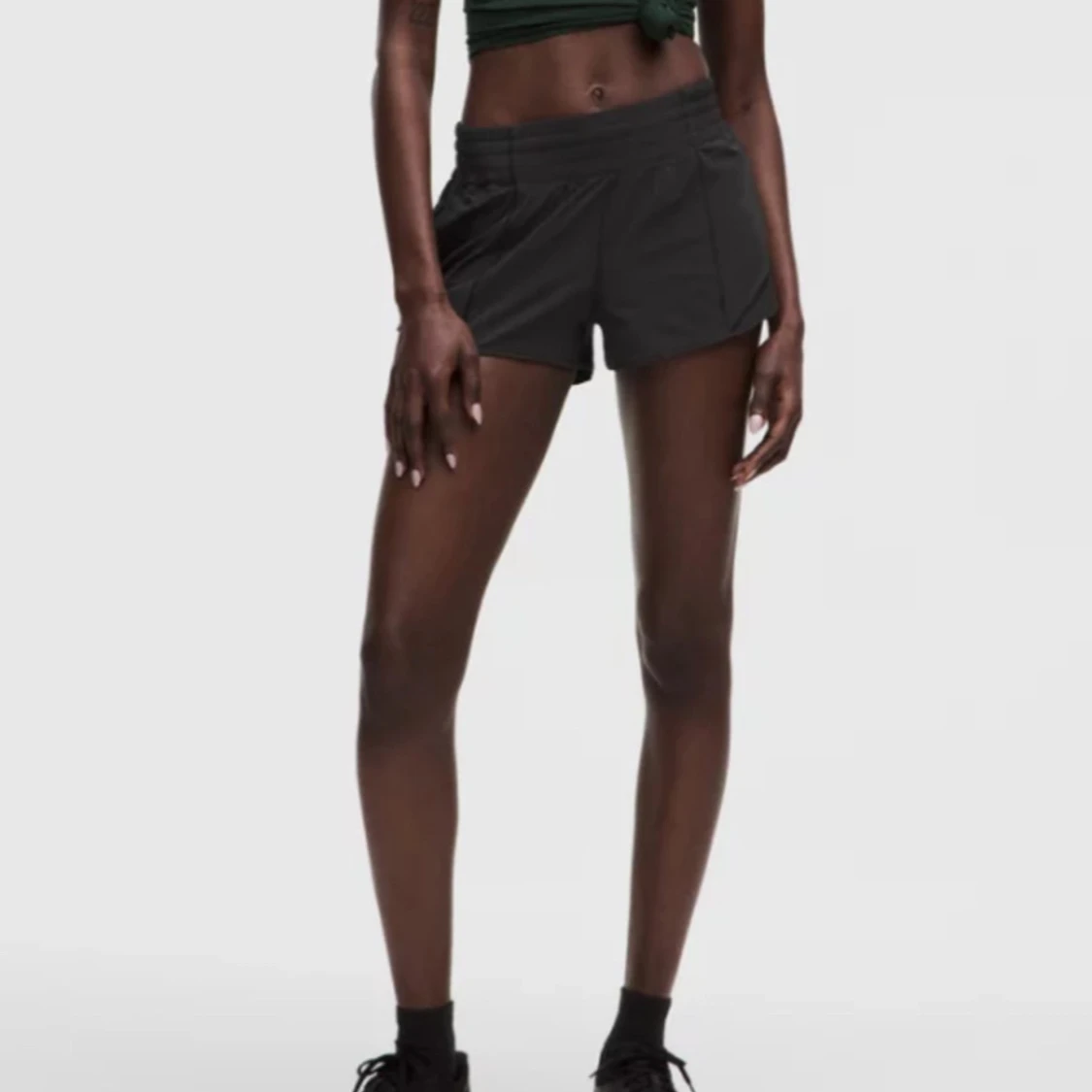 Mörkblåa lululemon shorts!