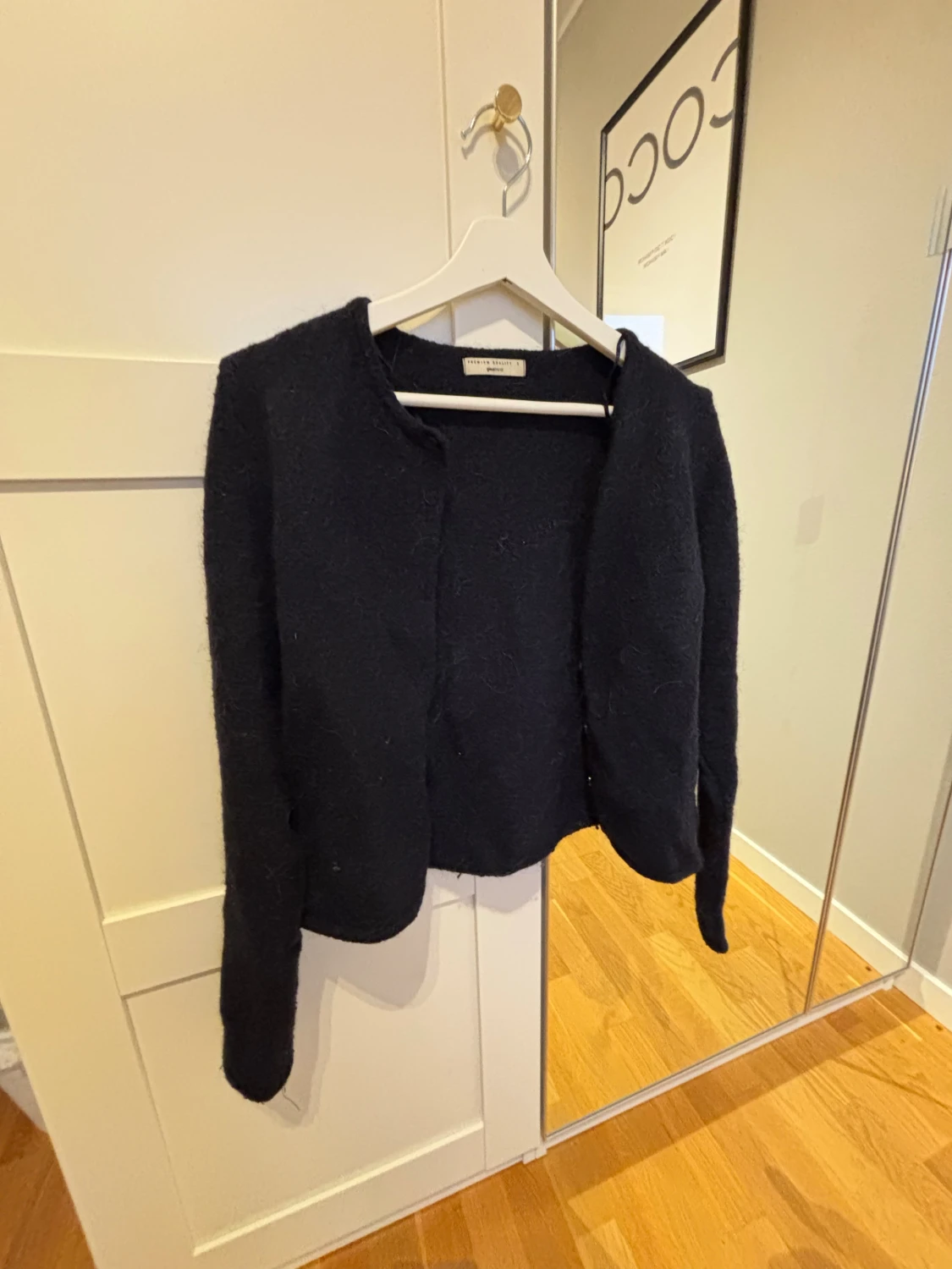 Mörkblå stickad kofta  - 3