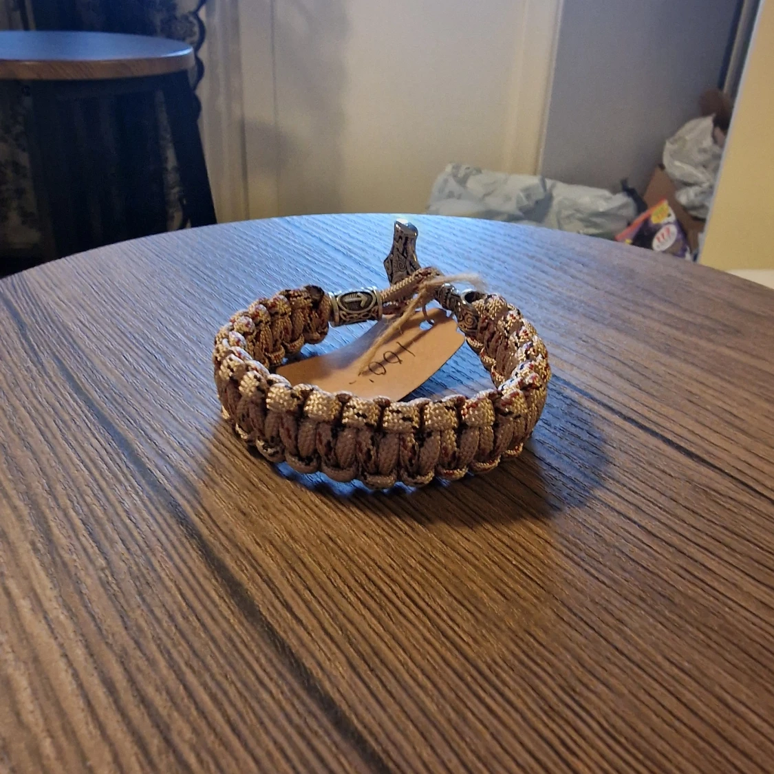 Brun paracordarmband med Torshammare - 1
