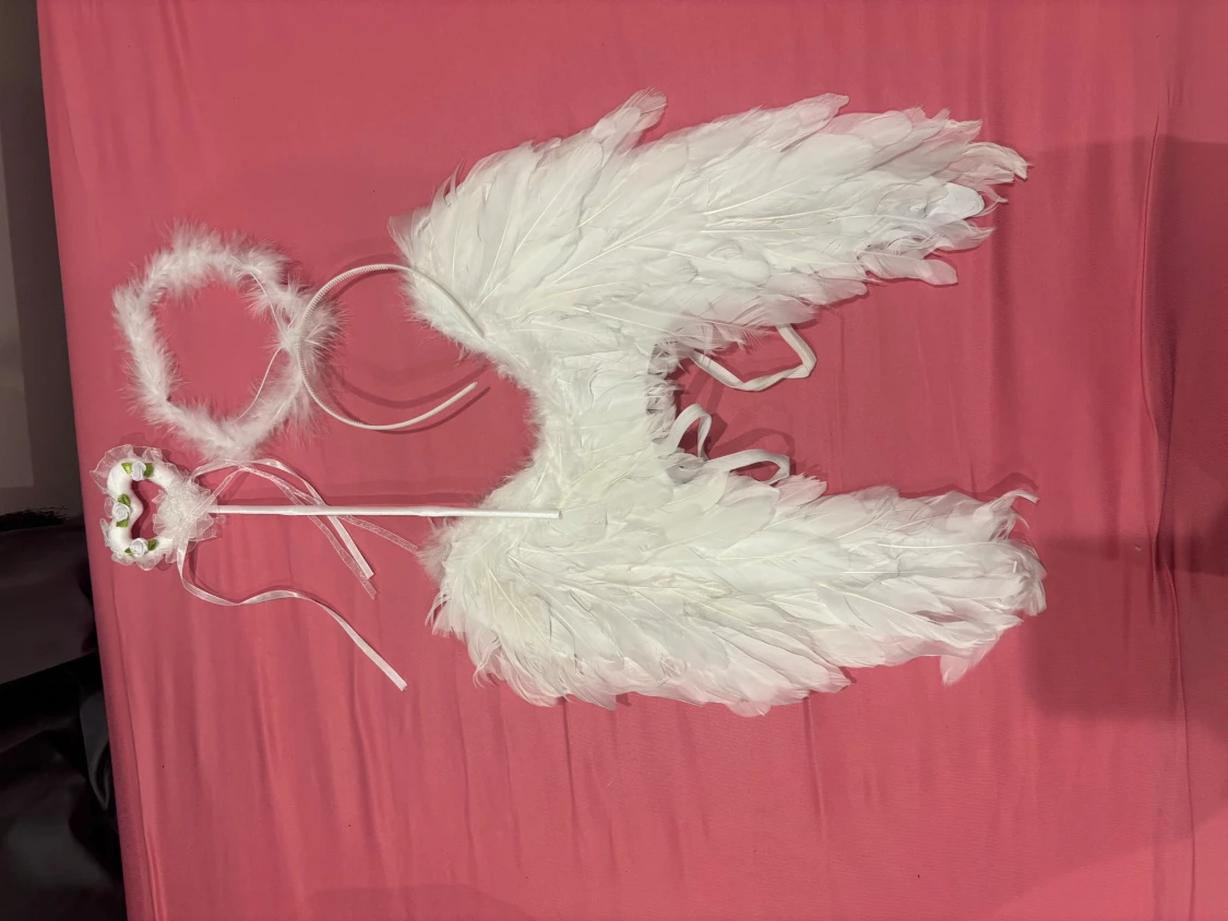 Vit ängelväst med fjädrar