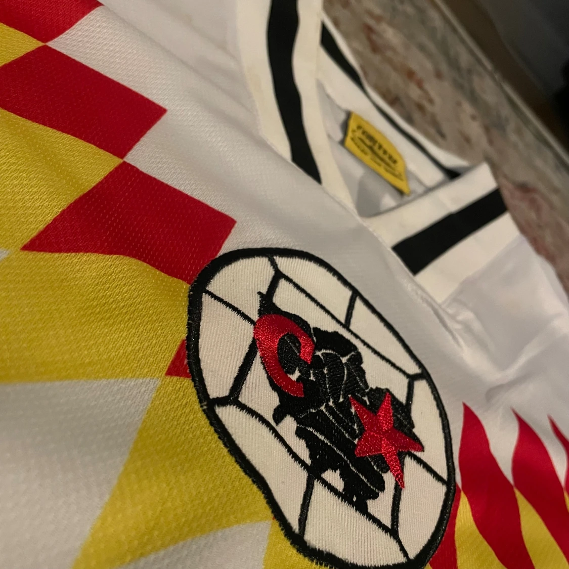 Cortez vit fotbollströja med grafiskt mönster - 2