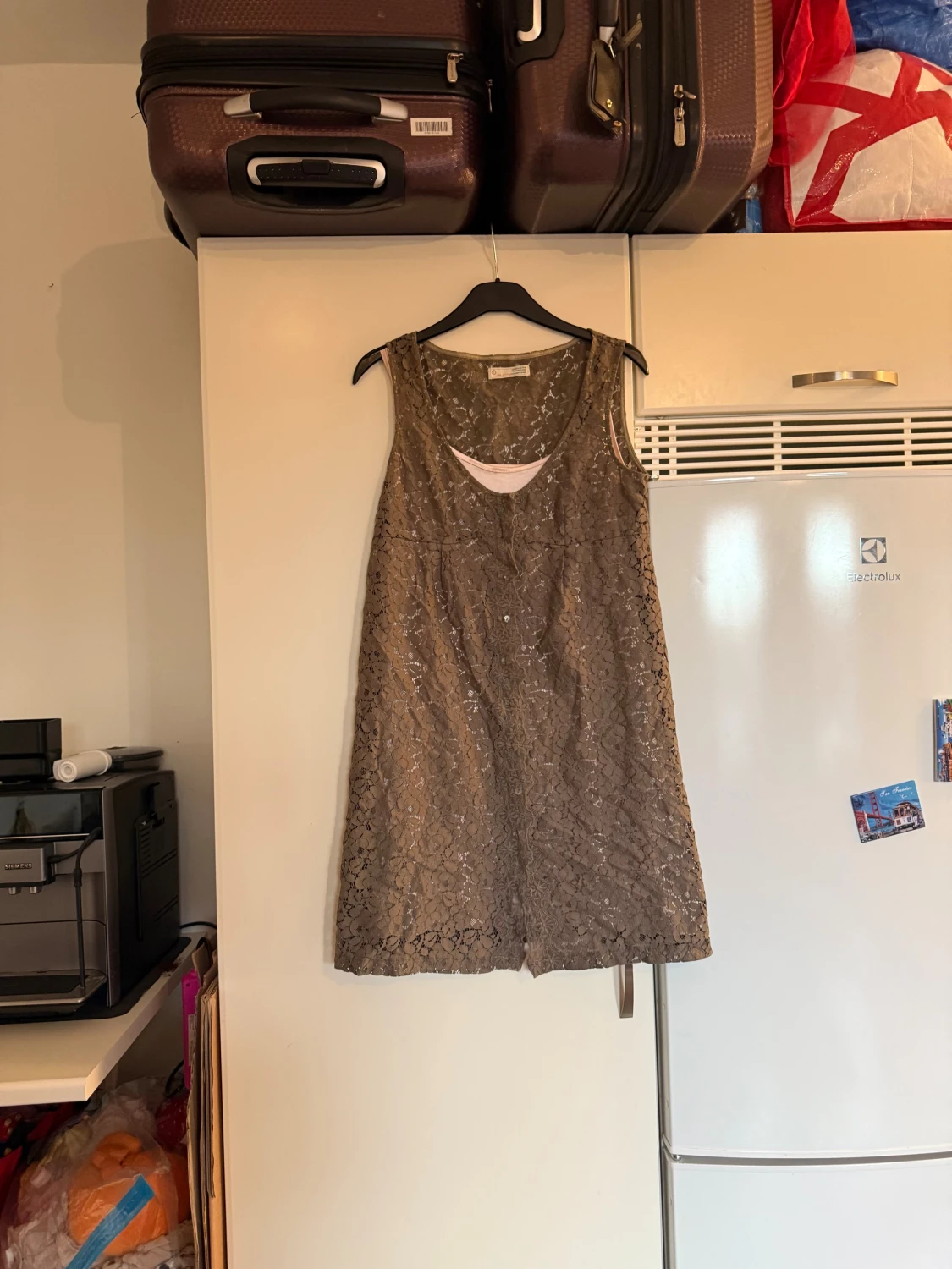 Beige spetsklänning Odd Molly