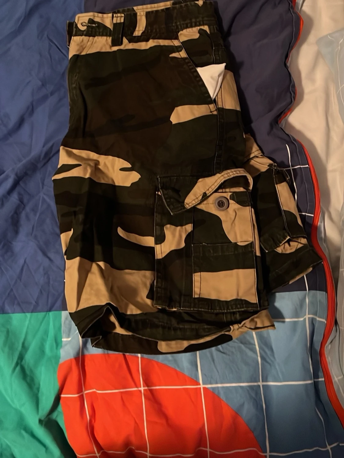 Camo cargoshorts med fickor - 2