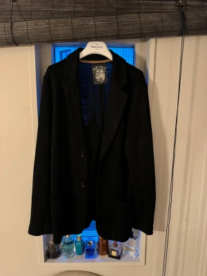 Matinique kavaj - Stickad kavaj ifrån Matinique storlek M