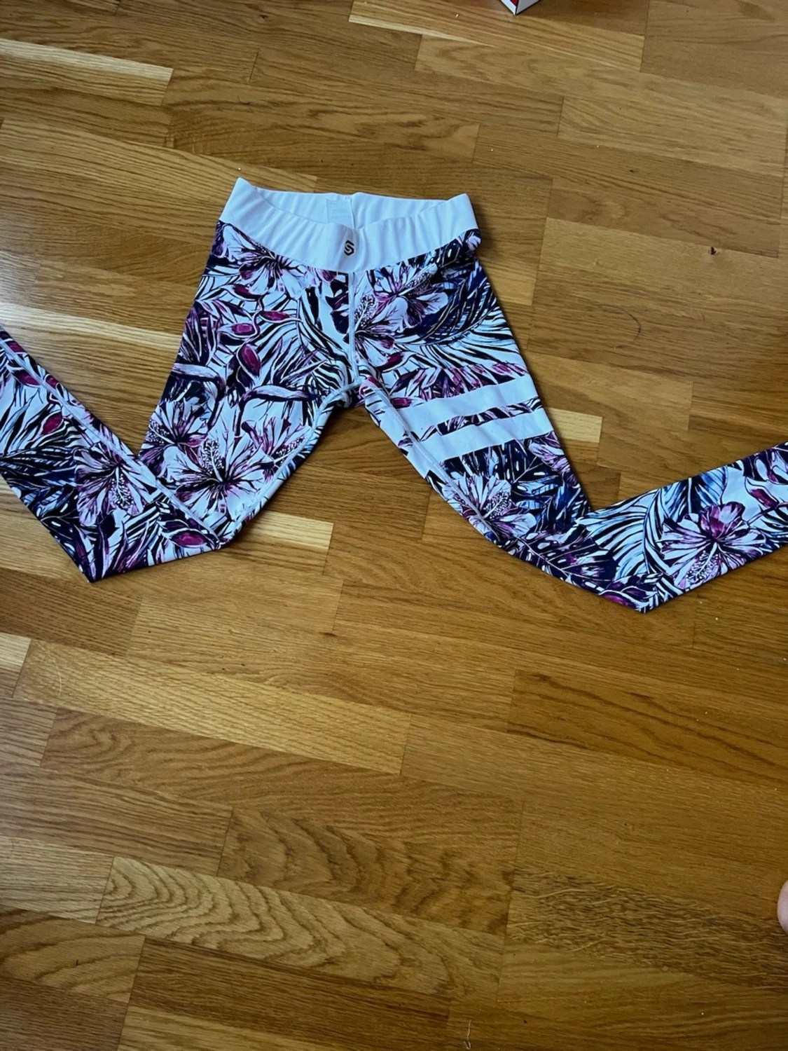 Blommiga leggings från Stronger M - 4