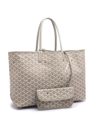 goyard liknande väska  - köpt på marknad i spanien, medföljer matchande clutch. fint skick!