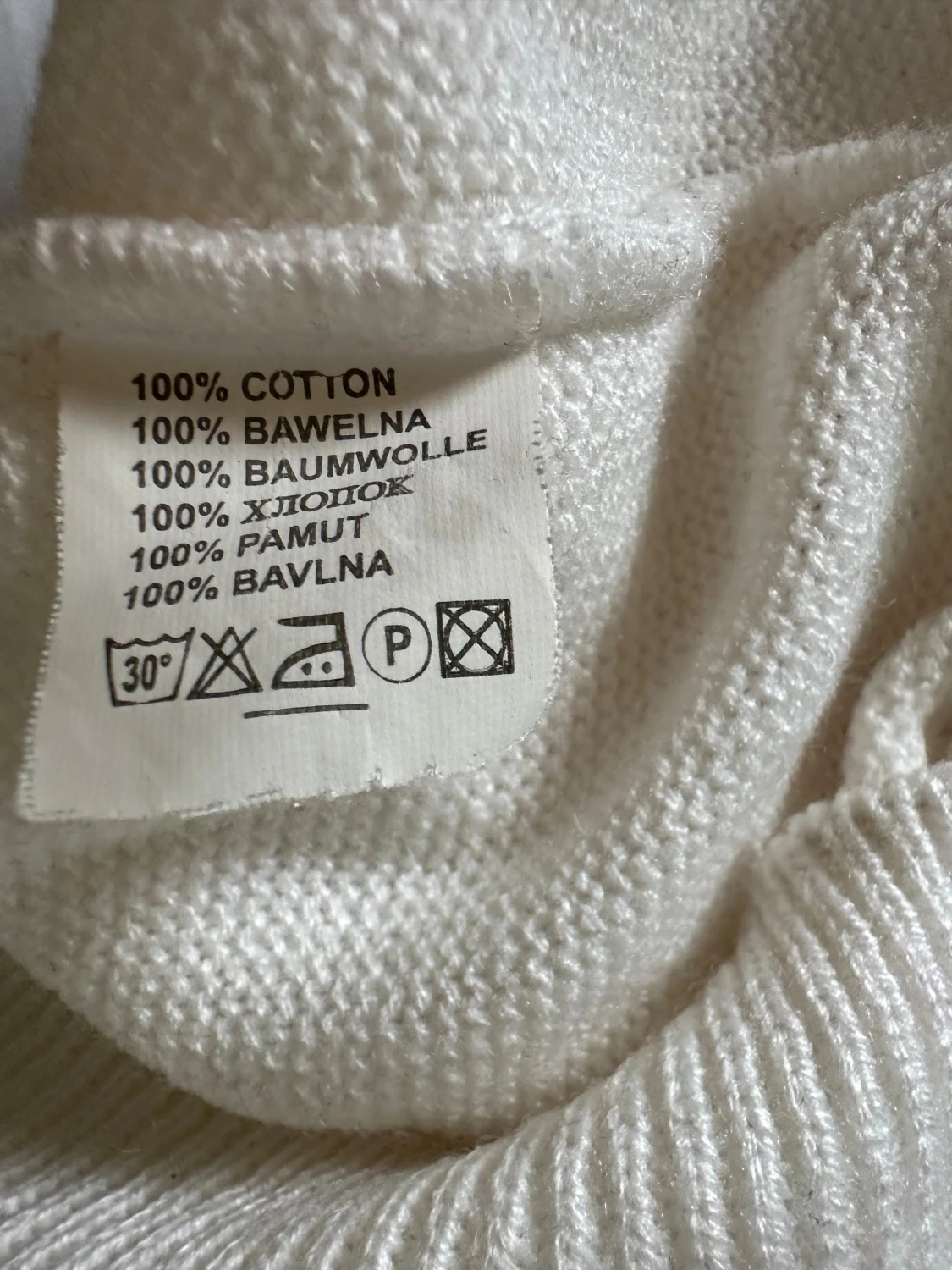 Vit stickad Lacoste tröja med mörkblått band - 3