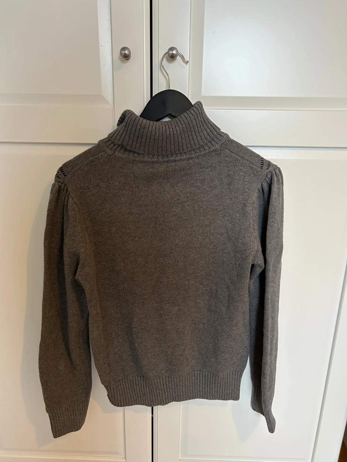 Grå polotröja - 1