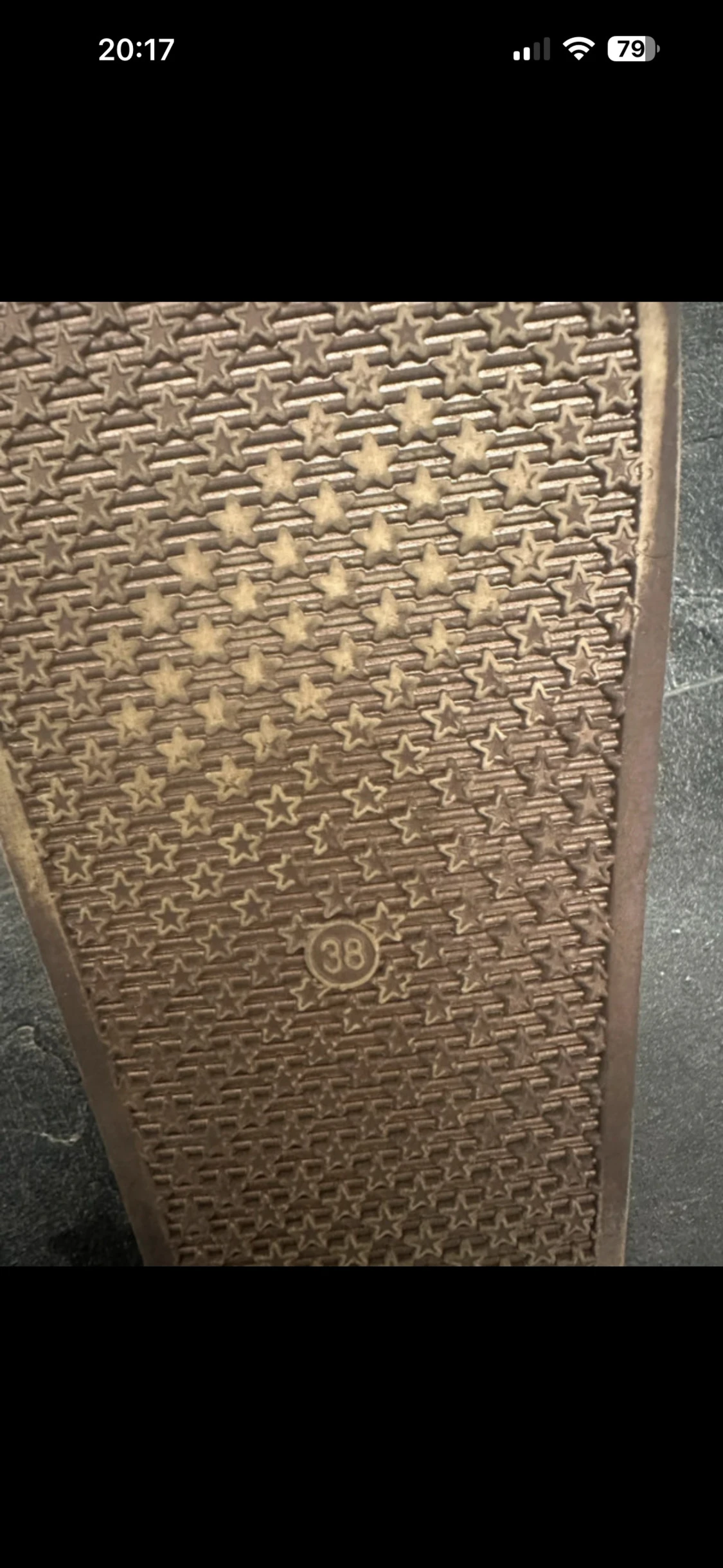 Glittriga guldiga sandaler Graceland