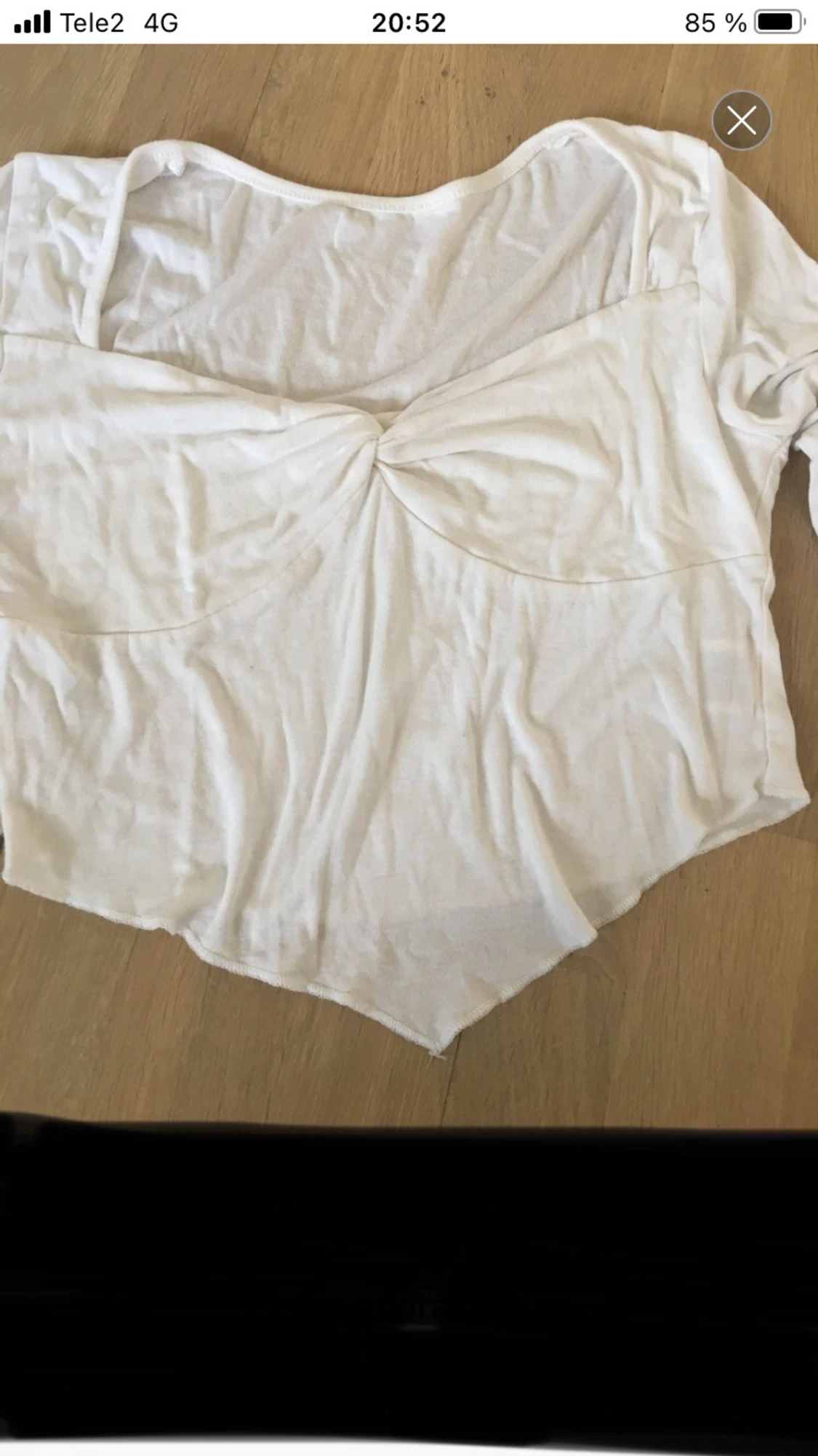 Vit croppad blus med trumpetärm - 2