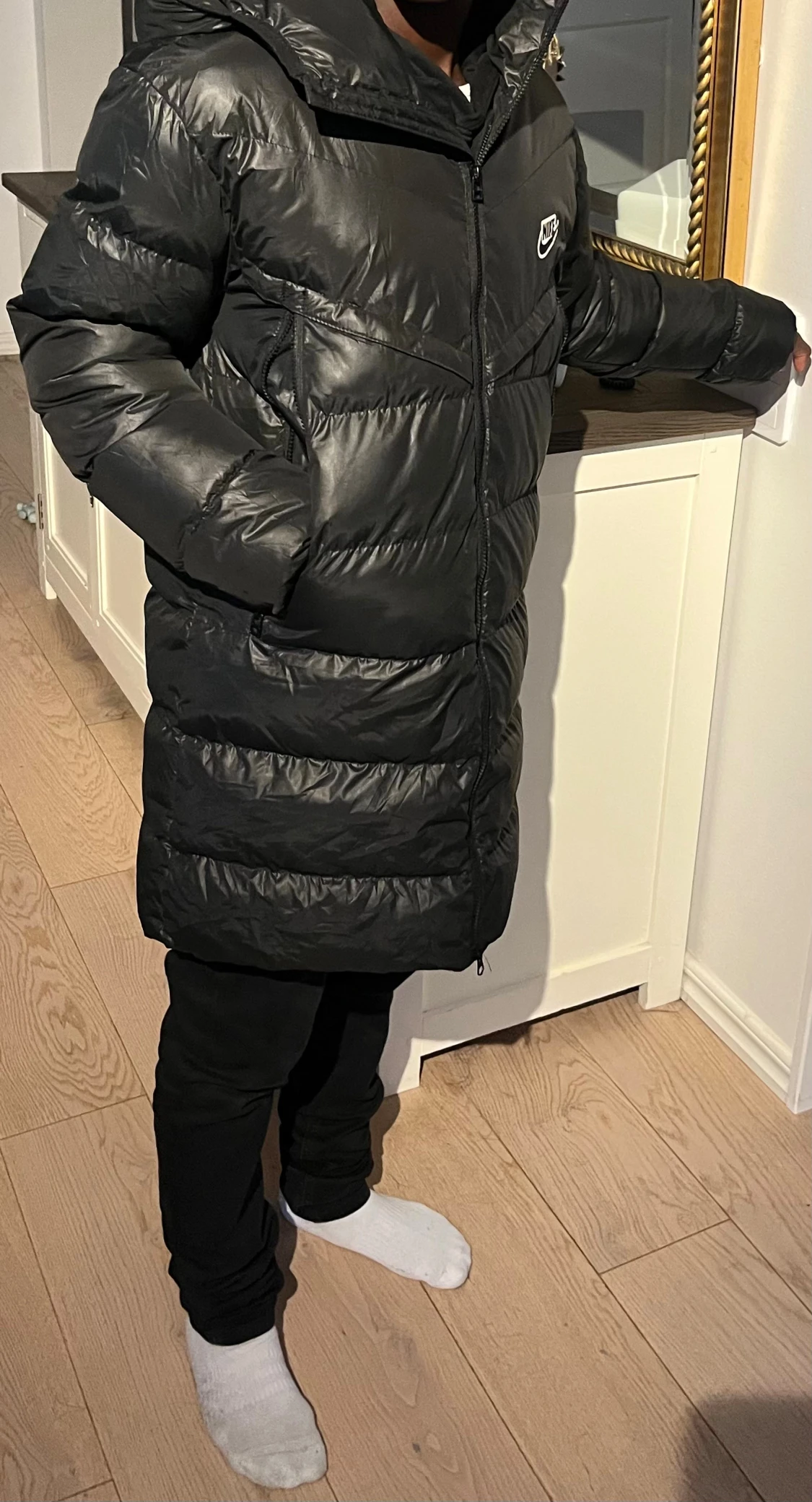 Svart lång dunjacka från Nike - 3