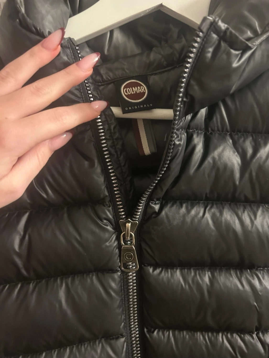 Svart dunjacka från Colmar - 2