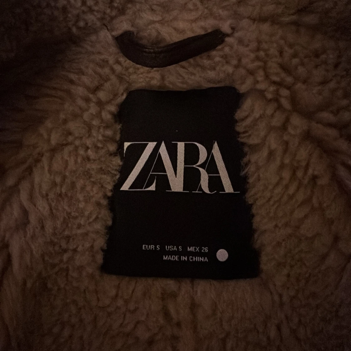 Brun teddyjacka från Zara, storlek S - 1