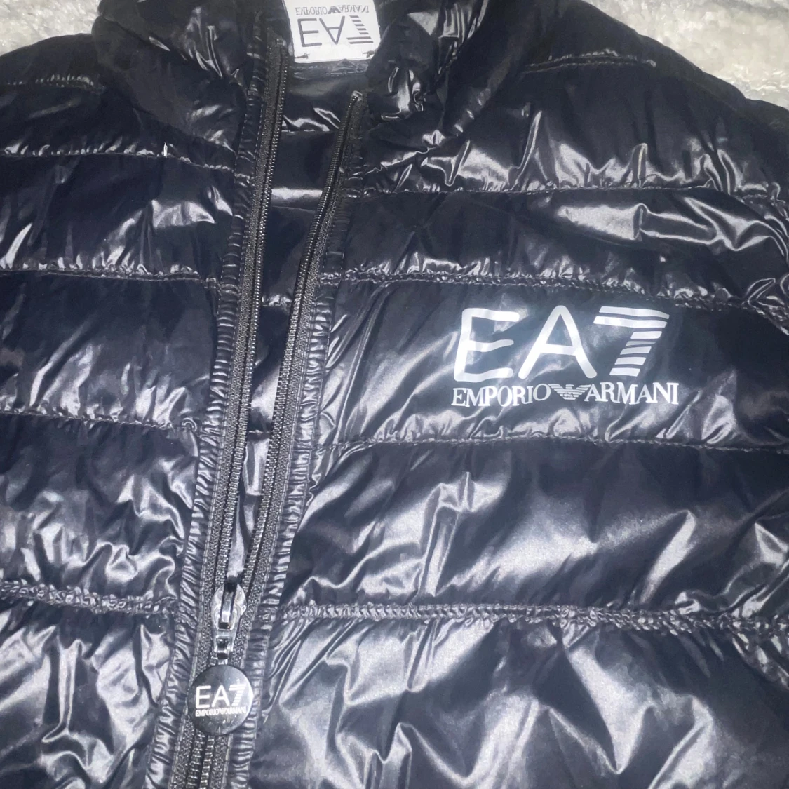 Svart dunväst från EA7 Emporio Armani - 1