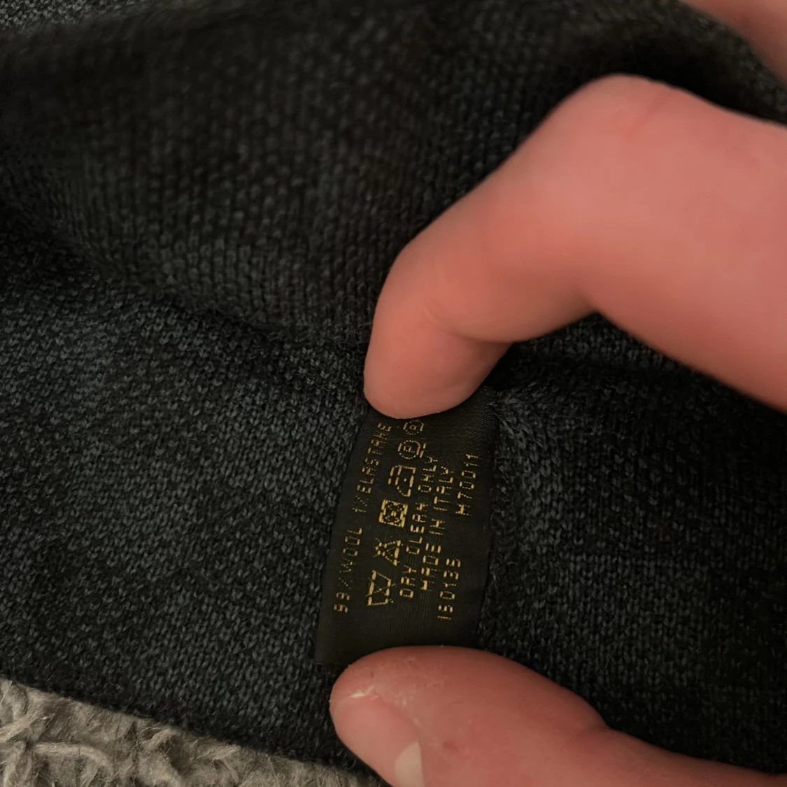 Svart rutig mössa från Louis Vuitton - 2