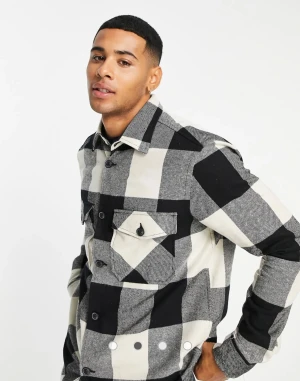 Oanvänd Svartvit storrutig overshirt - Den är helt oanvänd