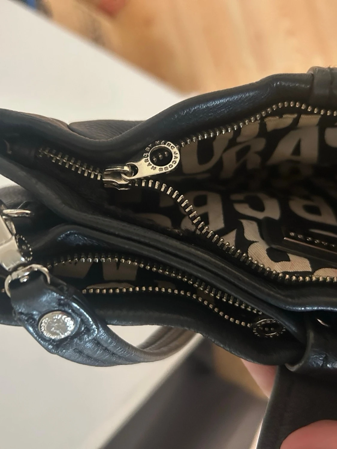 Svart väska från Marc Jacobs - 3