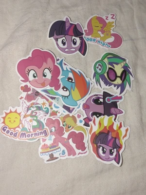 Stickeru - 13 st my little pony stickers 