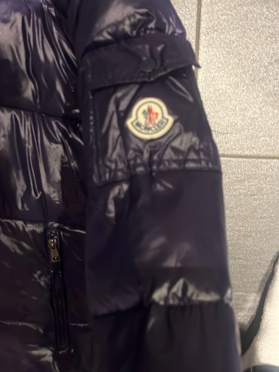 Mörkblå dunjacka från Moncler - 1