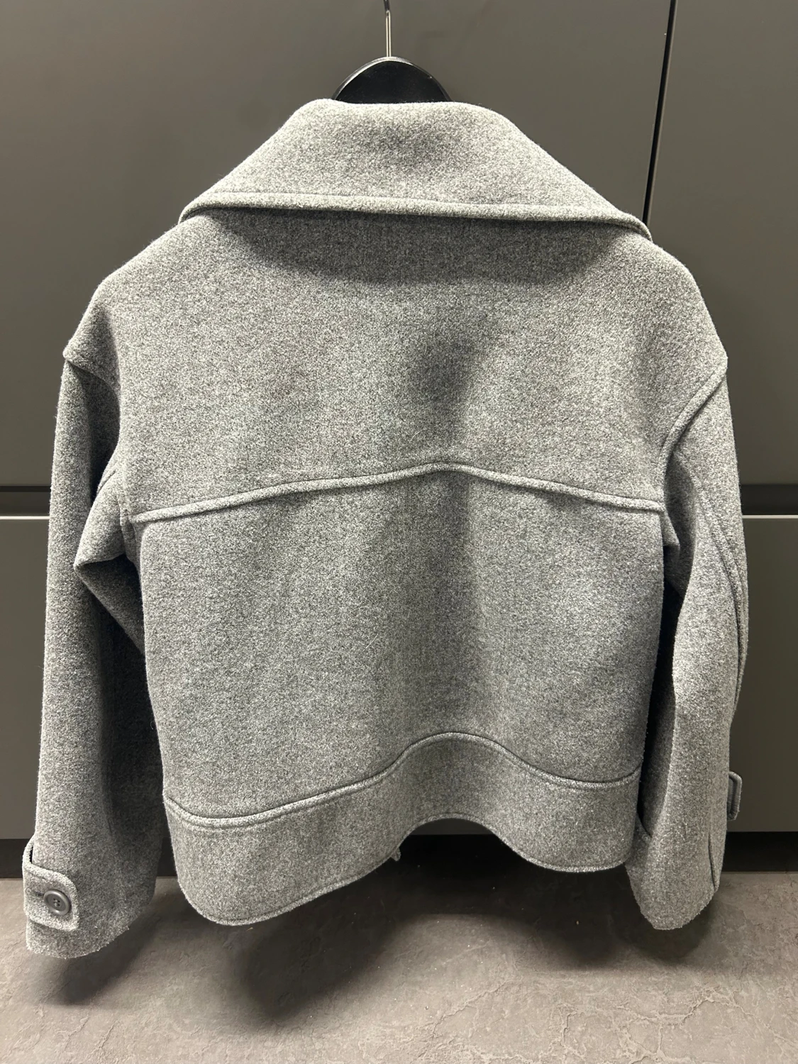 Grå kappa från Kappahl  - 4