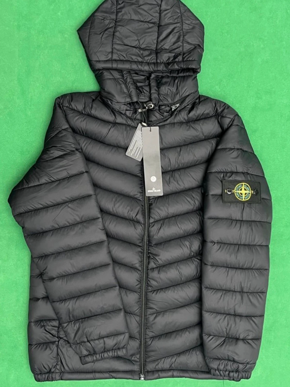 Svart pufferjacka från Stone Island