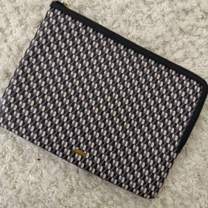 Datorfodral mango - Superfint datorfodral från mango 💕💕