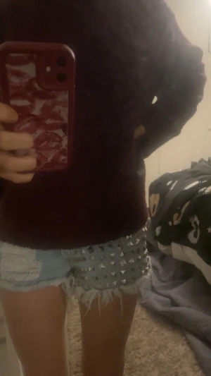 Snygga shorts - Dom är xs men skulle säga att dom är S också. Tror ej dom finns kvar att köpa 