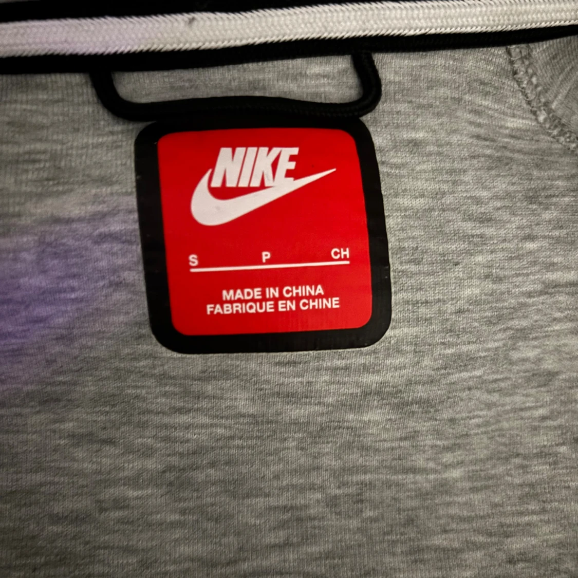 Grå Nike hoodie med dragkedja S - 2