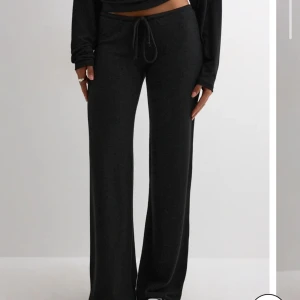 My Chill pants - Helt nya oanvända, hann inte returnera I tid