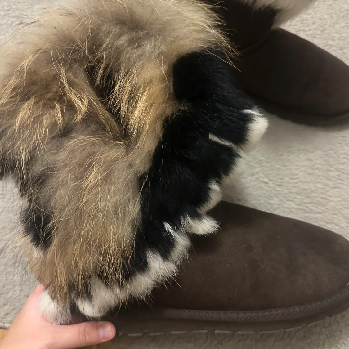 Bruna boots med fluffig päls - 1