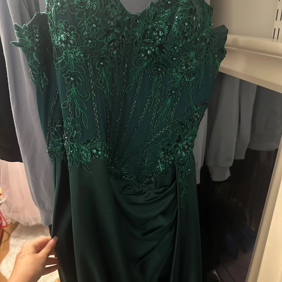 Grön balklänning  - 2