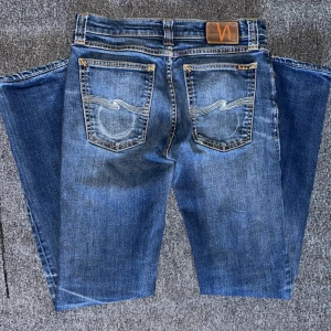 Nudie jeans - Nudie jeans 👖 Strl w28 l32😇 tvärfeta jeans💙