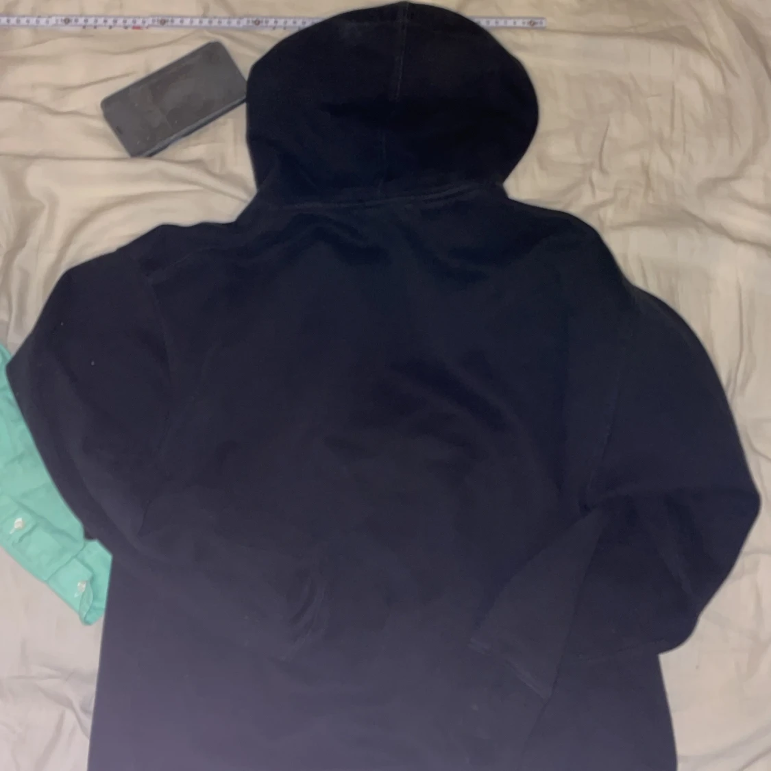 Svart hoodie från Unlike Humans M - 2