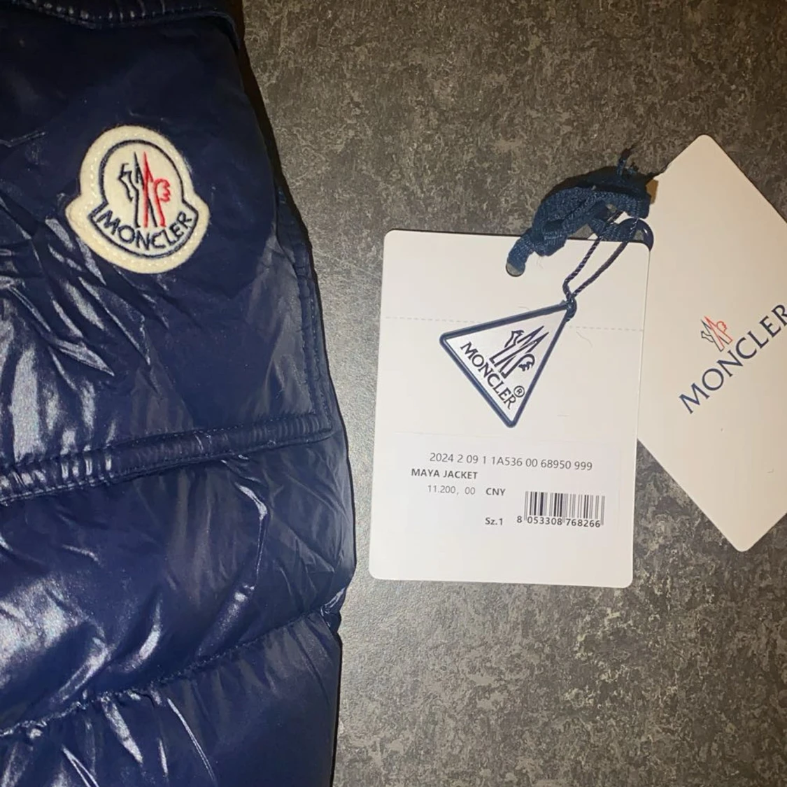 Moncler Maya mörkblå dunjacka - 3