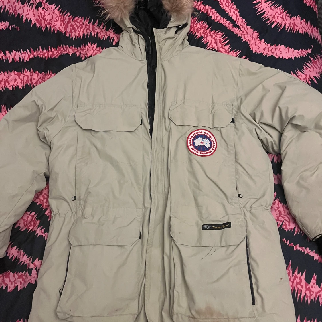 Beige Canada Goose parkas med päls - 1